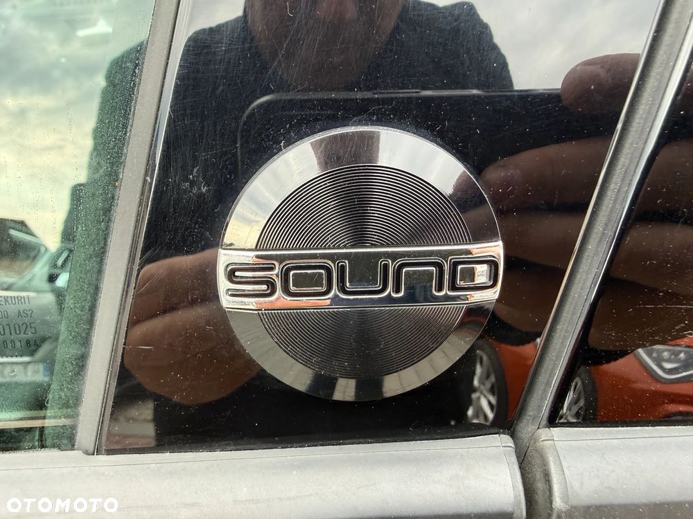 Volkswagen Golf 1.4 TSI Sound - 37