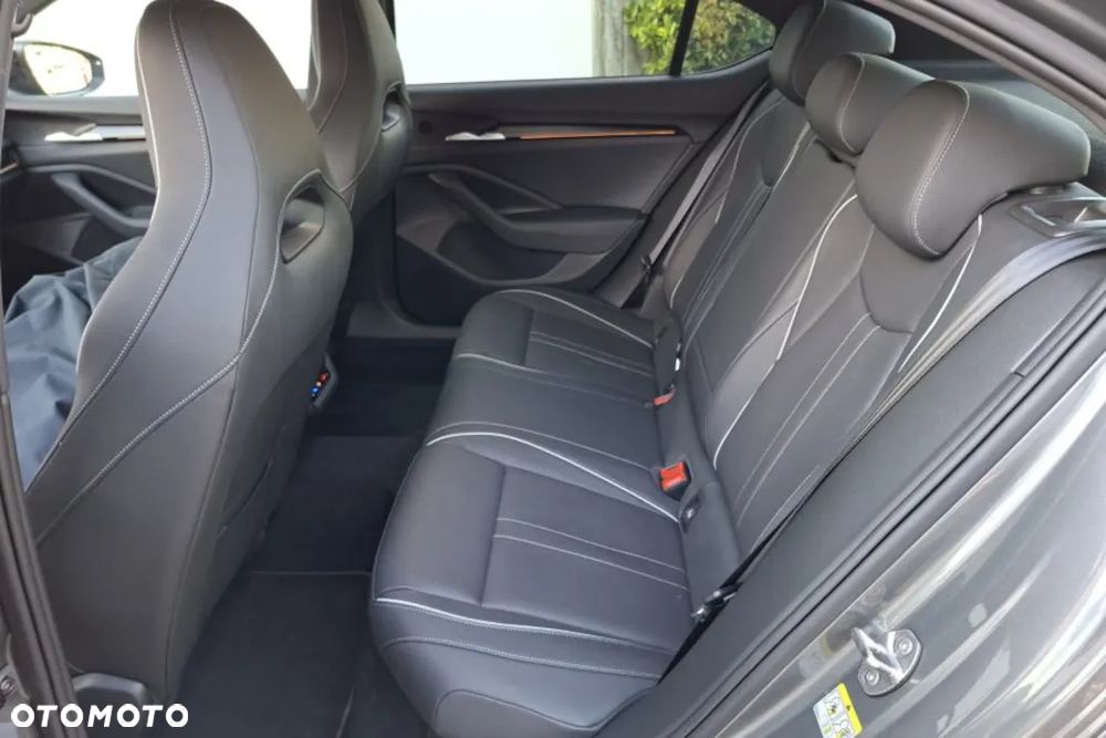 Skoda Superb 1.5 TSI Sportline DSG - 13