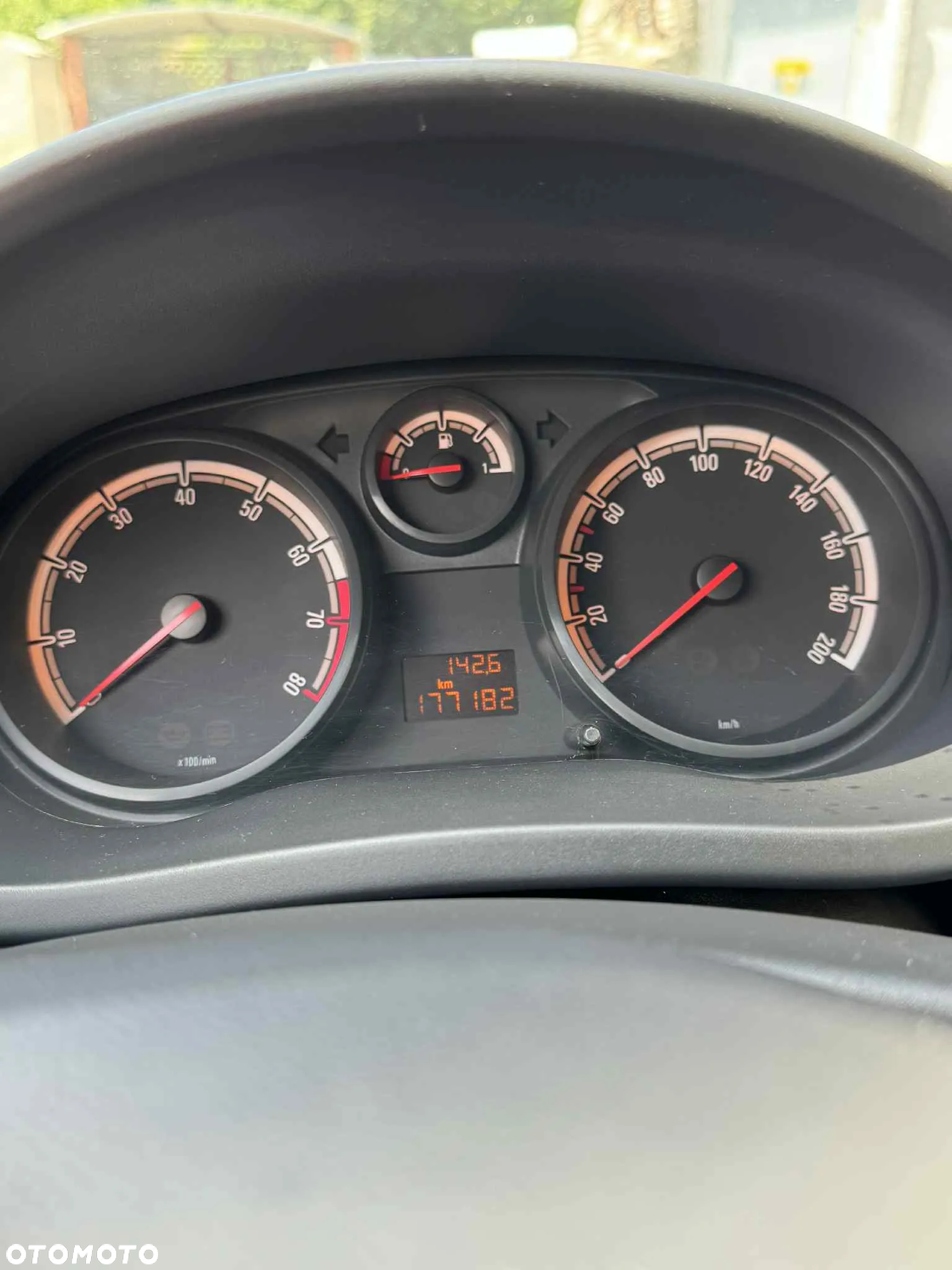 Opel Corsa 1.2 16V Cosmo - 9