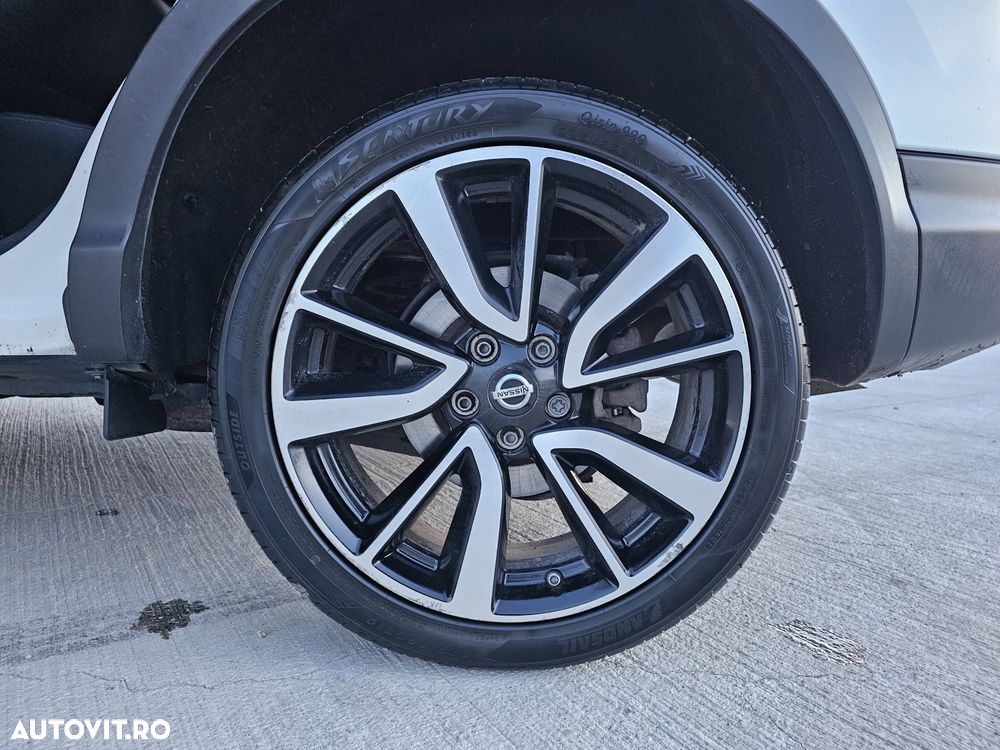 Nissan Qashqai 1.6 DCI Start/Stop Tekna - 17