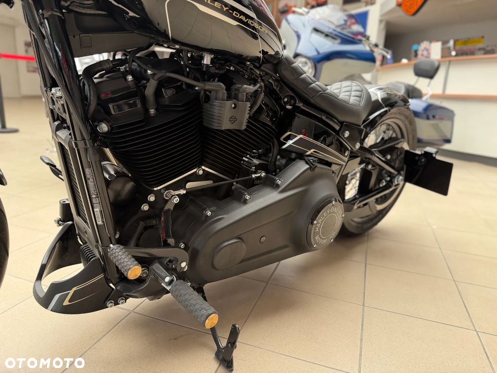 Harley-Davidson Softail - 20