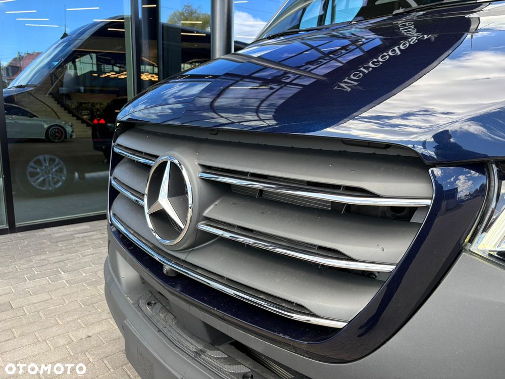 Mercedes-Benz Sprinter - 8