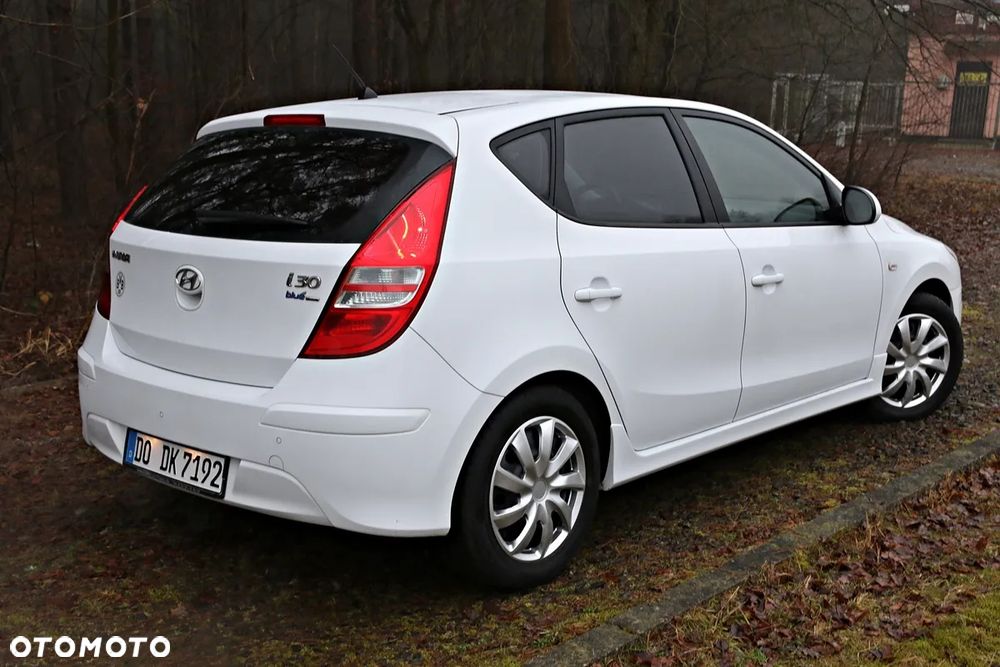 Hyundai i30 1.4 Blue Comfort - 23