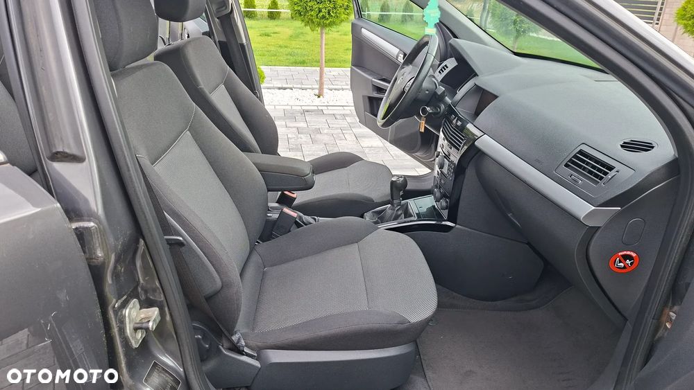 Opel Astra - 10