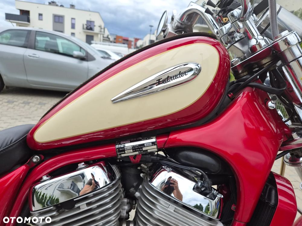 Suzuki Intruder - 5