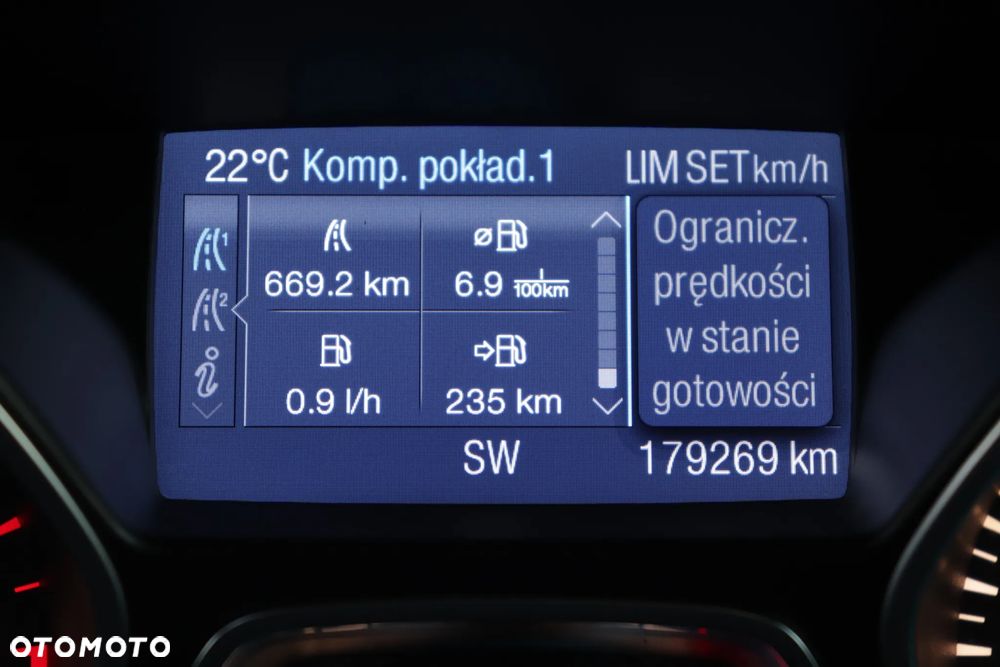 Ford Kuga 2.0 TDCi 2x4 Titanium - 22
