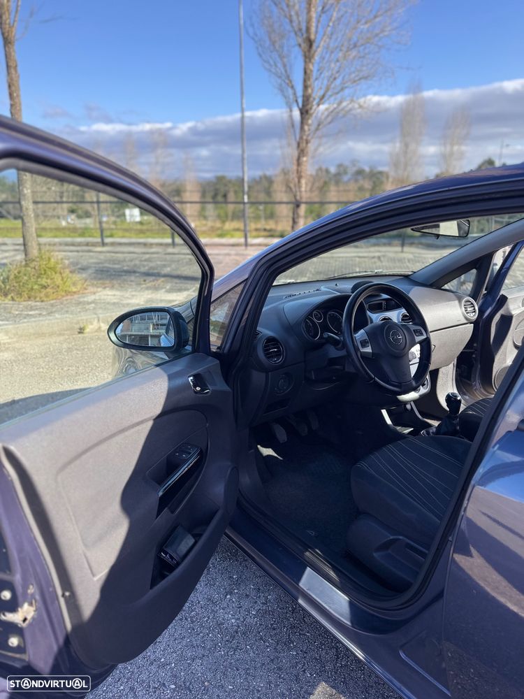 Opel Corsa 1.2 Enjoy - 5