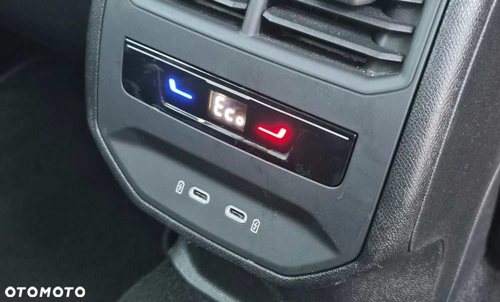 Cupra Formentor 1.4 e-Hybrid DSG Priority - 32