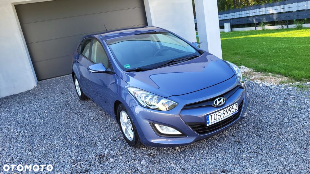 Hyundai i30 1.4 Intro Edition - 2