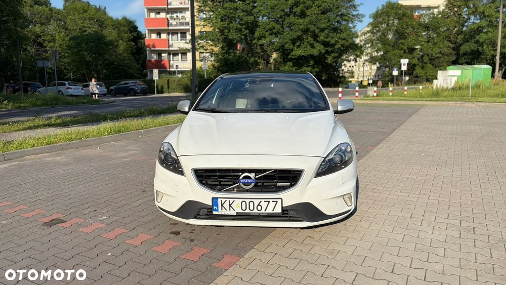 Volvo V40 D4 RDesign - 2