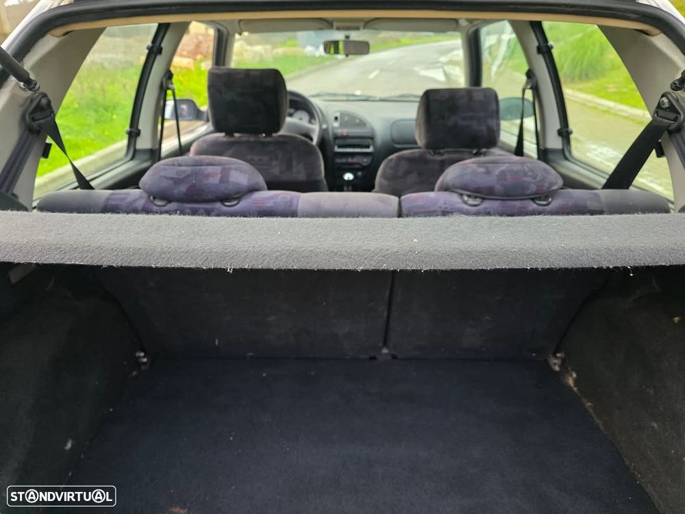 Citroën Saxo 1.6i 16V Cup - 9