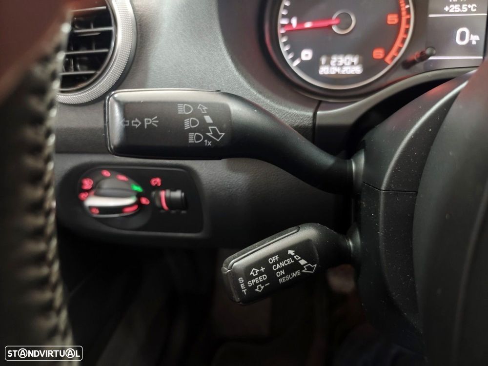 Audi A3 Cabrio 2.0 TDi S-line - 22