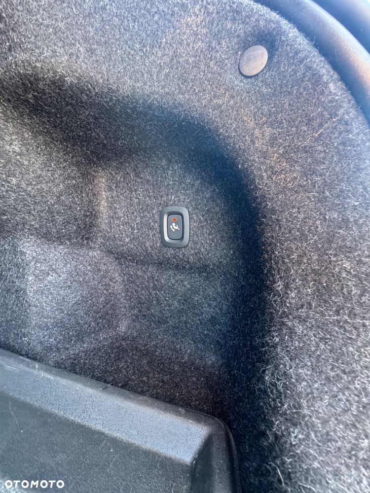 Volvo S60 T8 Twin Engine AWD Geartronic RDesign - 22