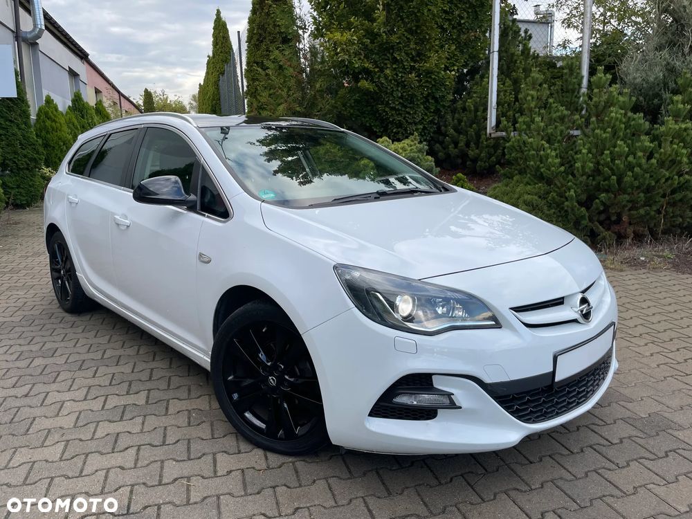 Opel Astra IV 1.4 T Active - 1