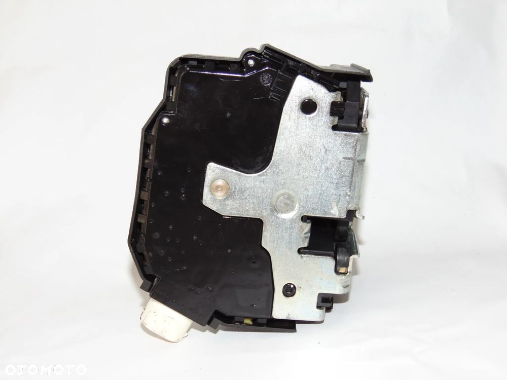 Zamek przedni przód prawy pasażera 8 PIN Land Rover Freelander I 97-03r EUROPA - 3