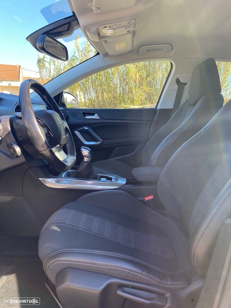 Peugeot 308 PureTech 110 Stop & Start Allure - 8