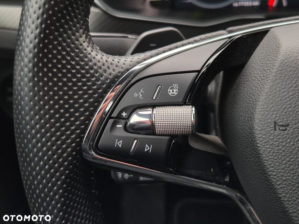 Skoda Superb 1.5 TSI Sportline DSG - 25