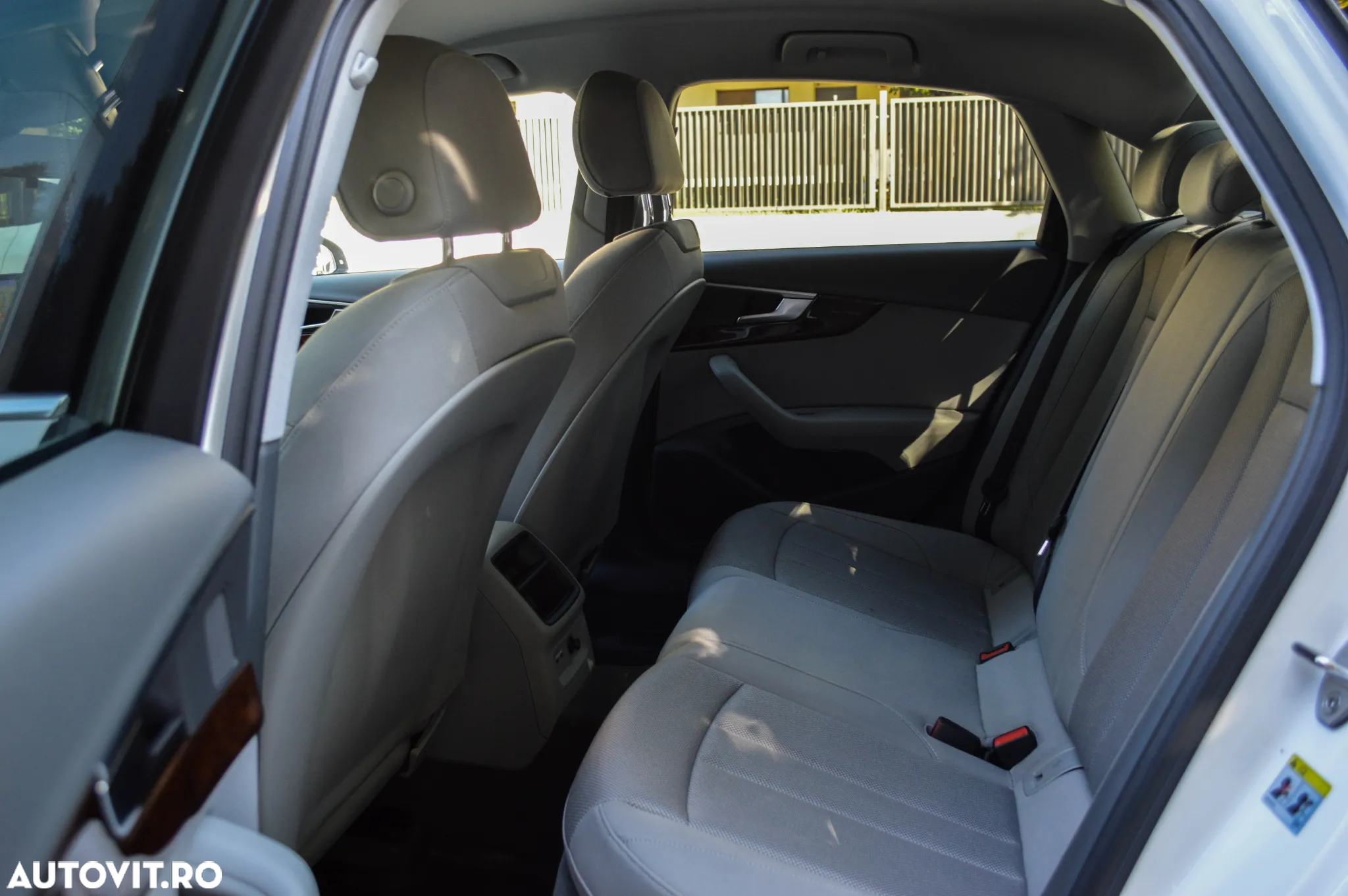 Audi A4 - 33
