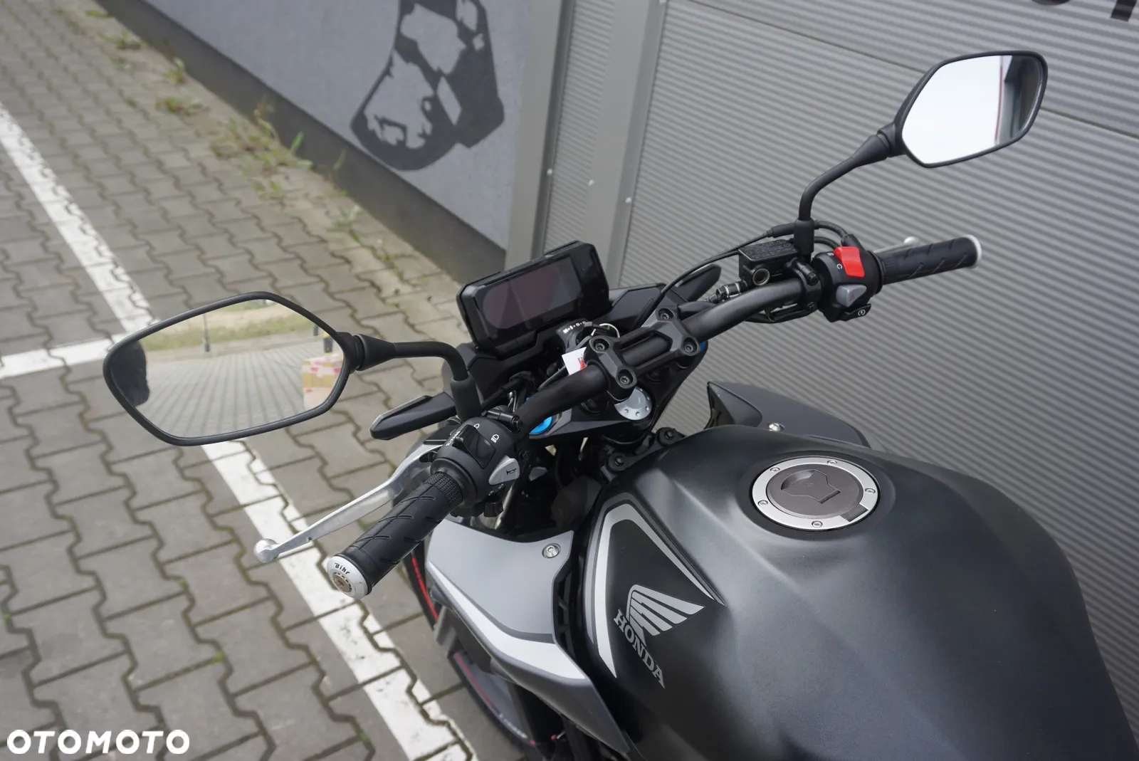 Honda CB - 18