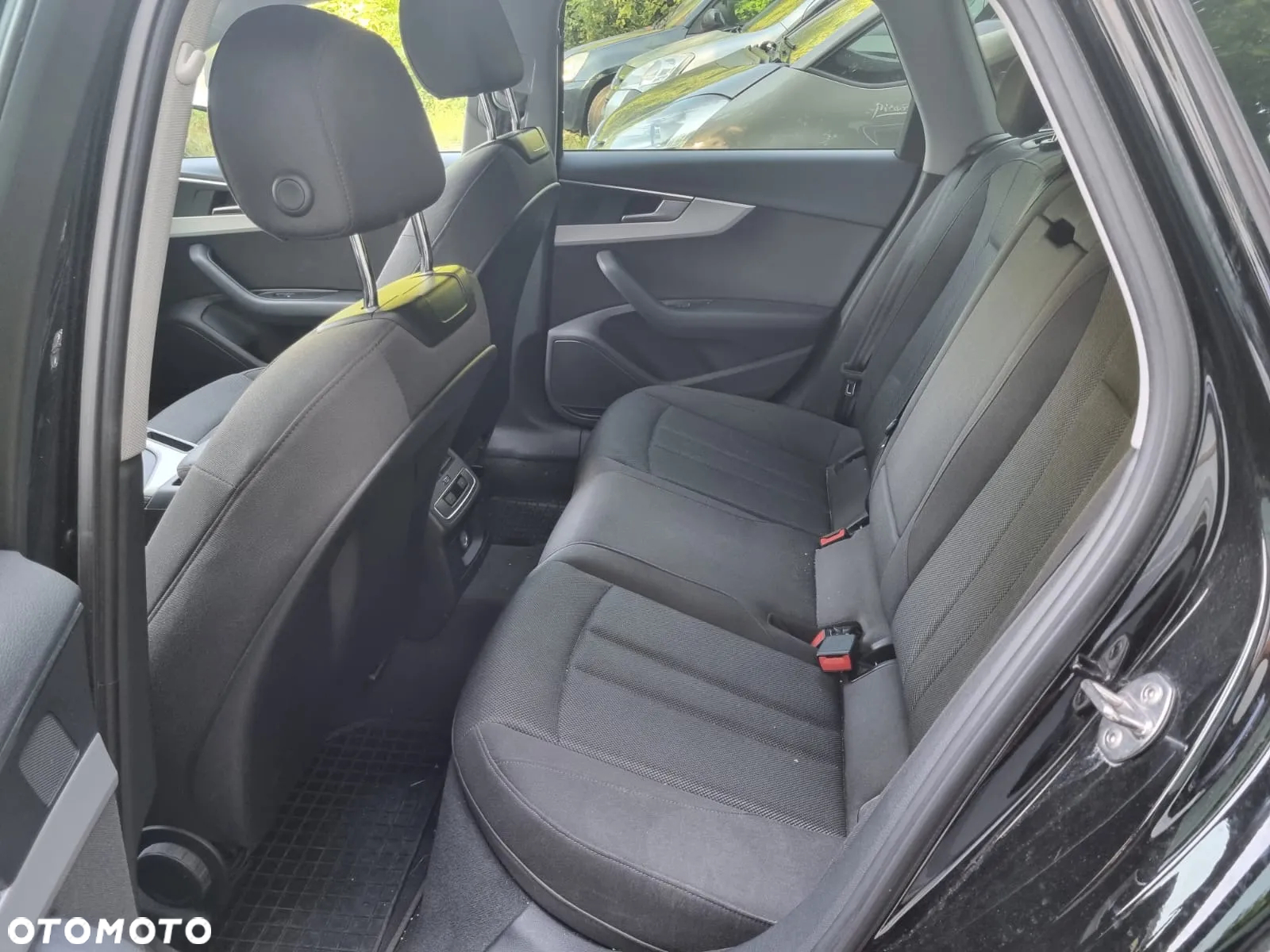 Audi A4 2.0 TDI S tronic - 8