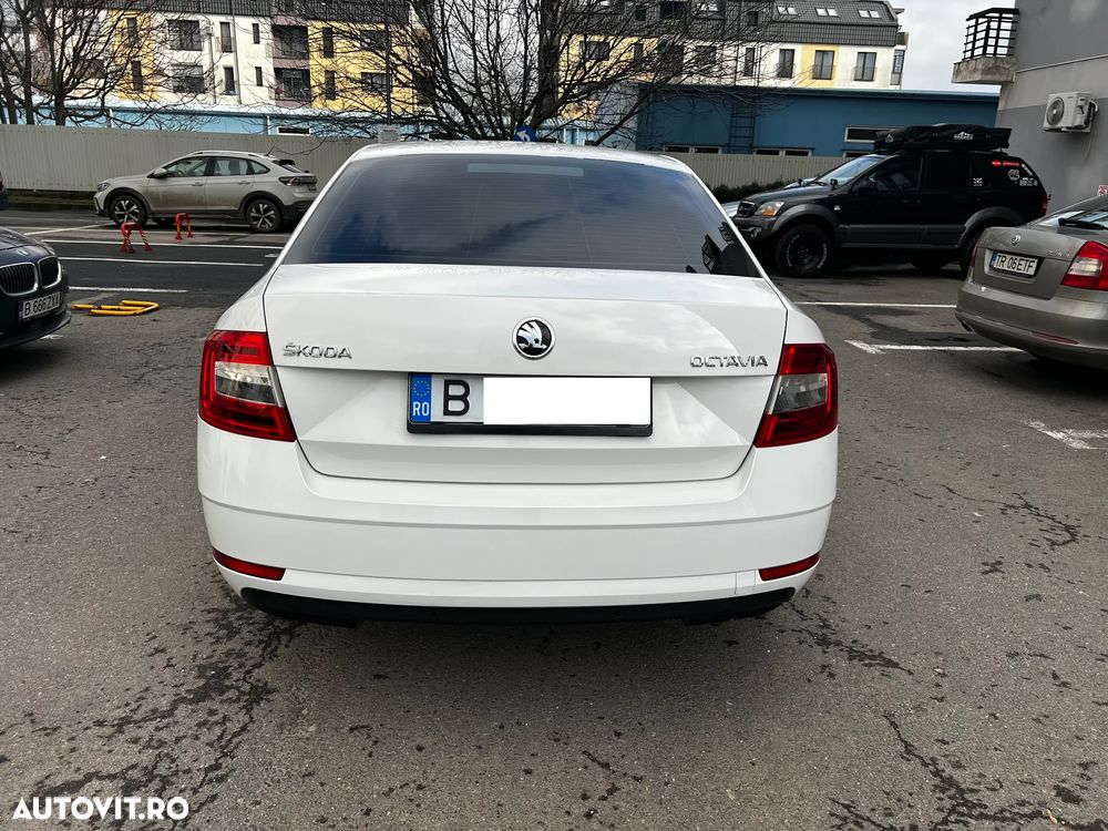Skoda Octavia 1.6 TDI Style - 9