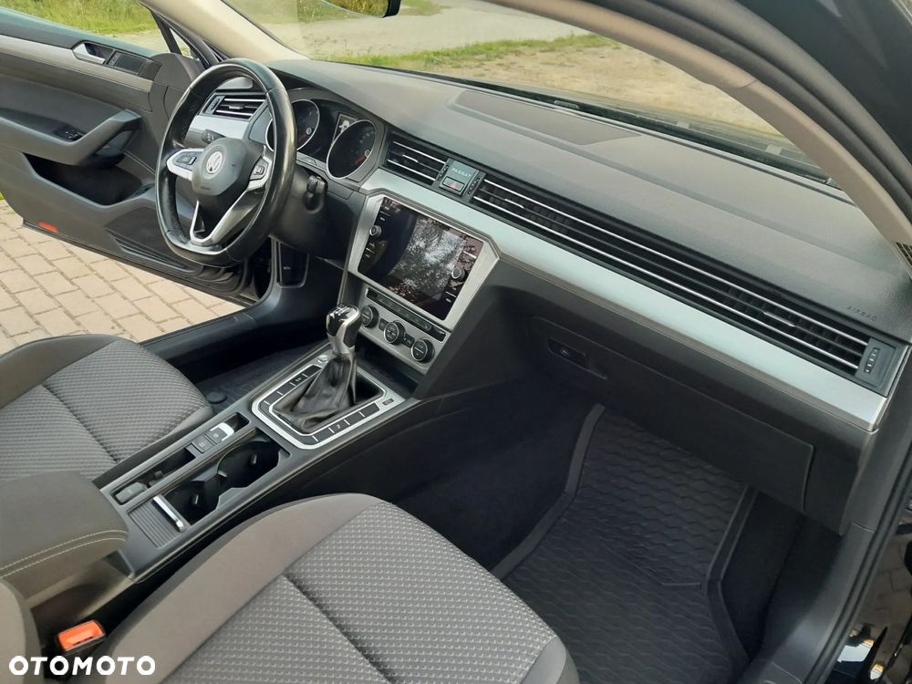 Volkswagen Passat Variant 1.5 TSI EVO Elegance - 25