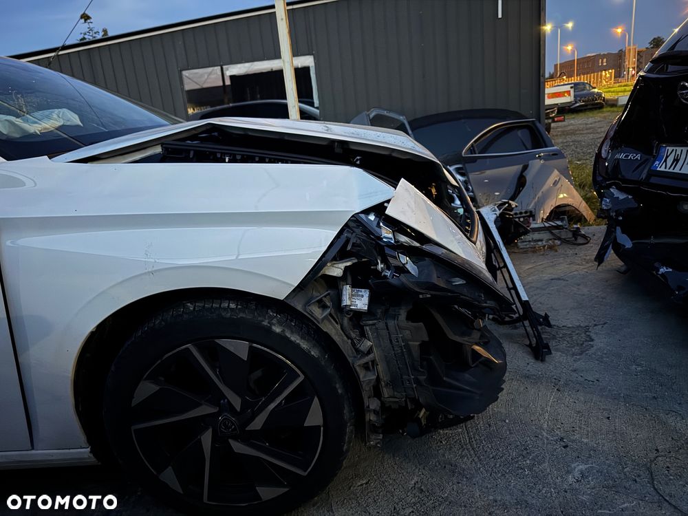 Peugeot 308 - 6