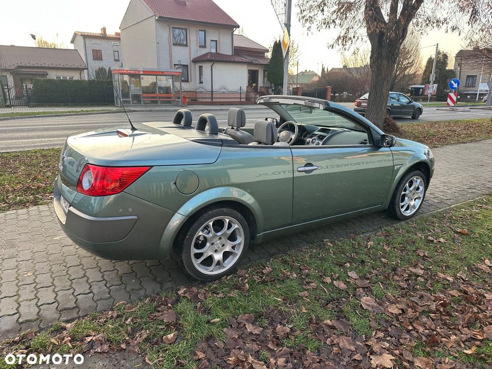 Renault Megane 1.6 Privilege - 3