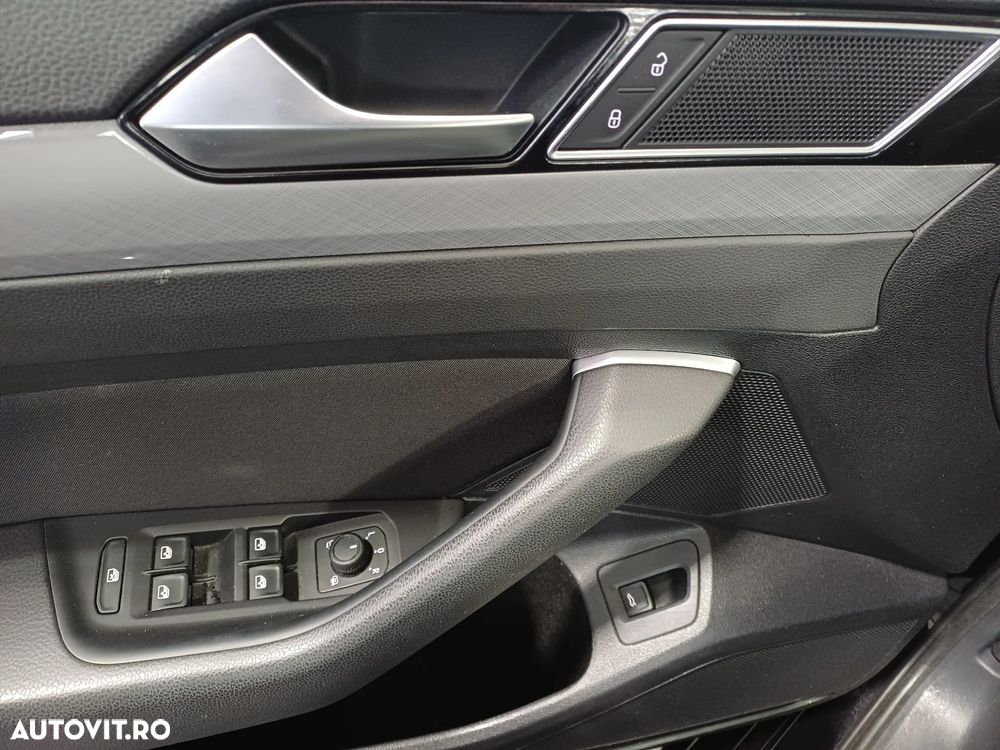 Volkswagen Passat 1.5 TSI OPF DSG Elegance - 8