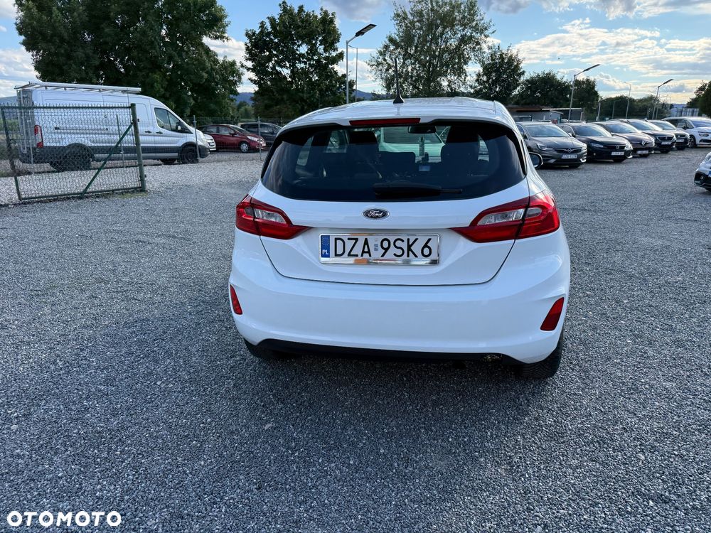 Ford Fiesta 1.1 S&S TREND - 6
