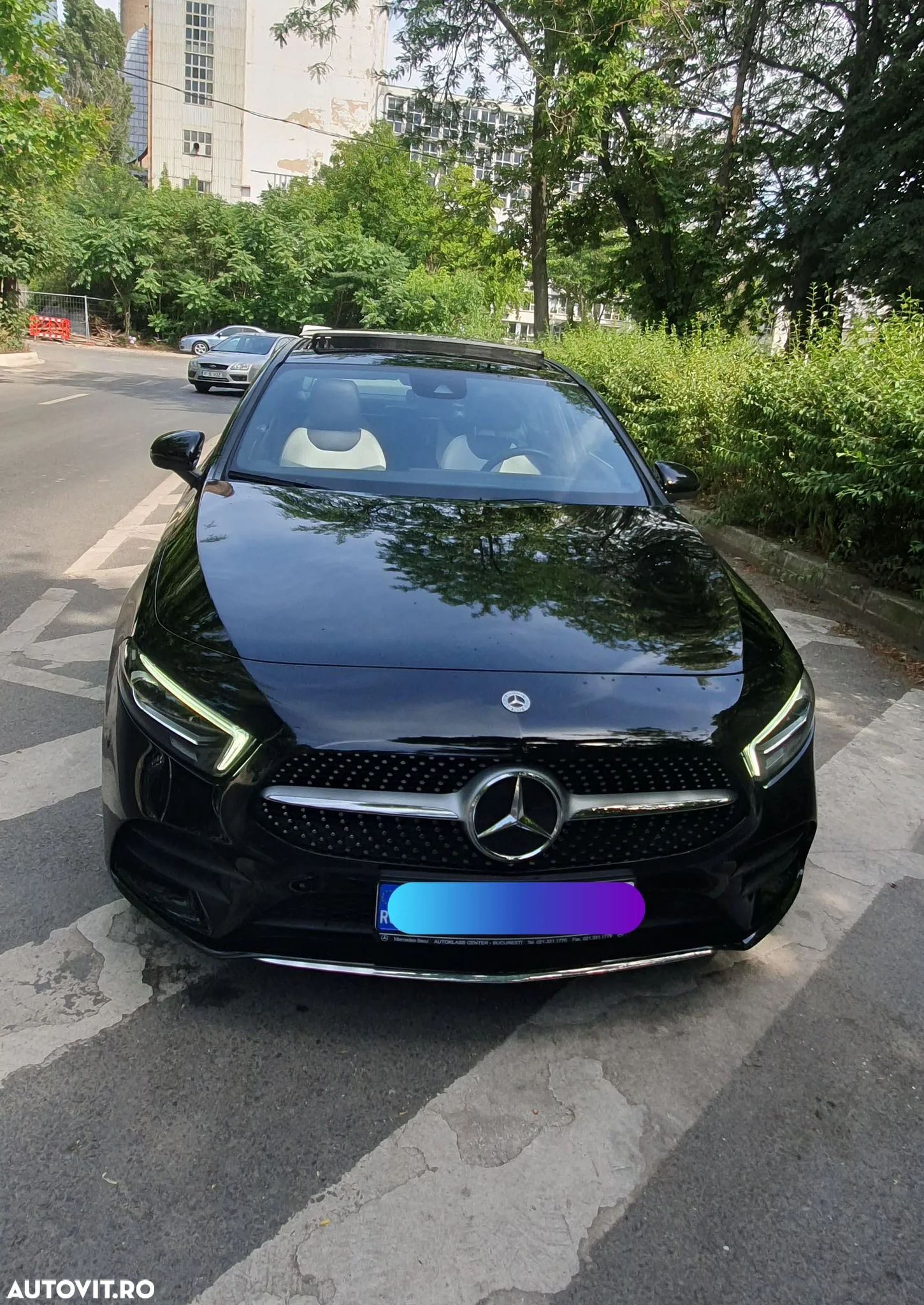 Mercedes-Benz A - 1