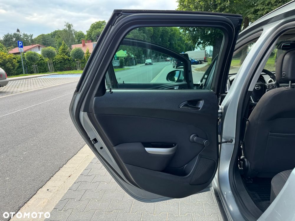 Opel Astra 1.4 Essentia - 12