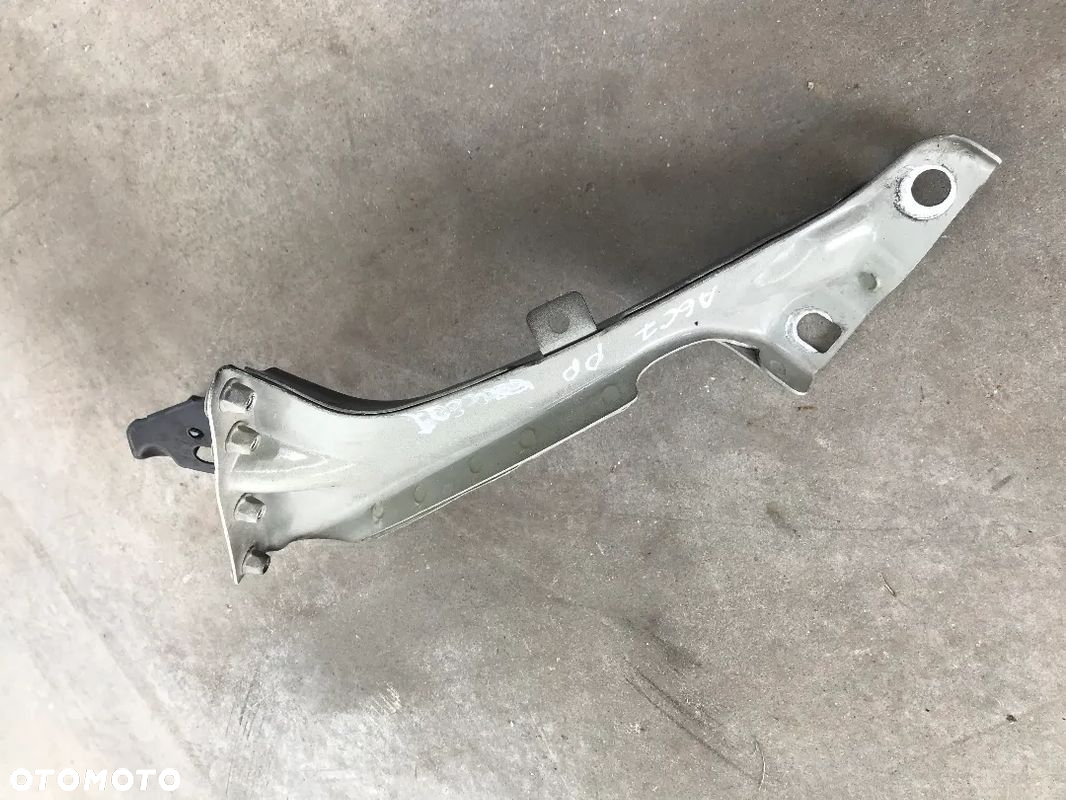 Mocowanie błotnika Audi A6 C7 4g 10-18r. prawe przednie wspornik podpora prawy przód 4G0821136A - 6