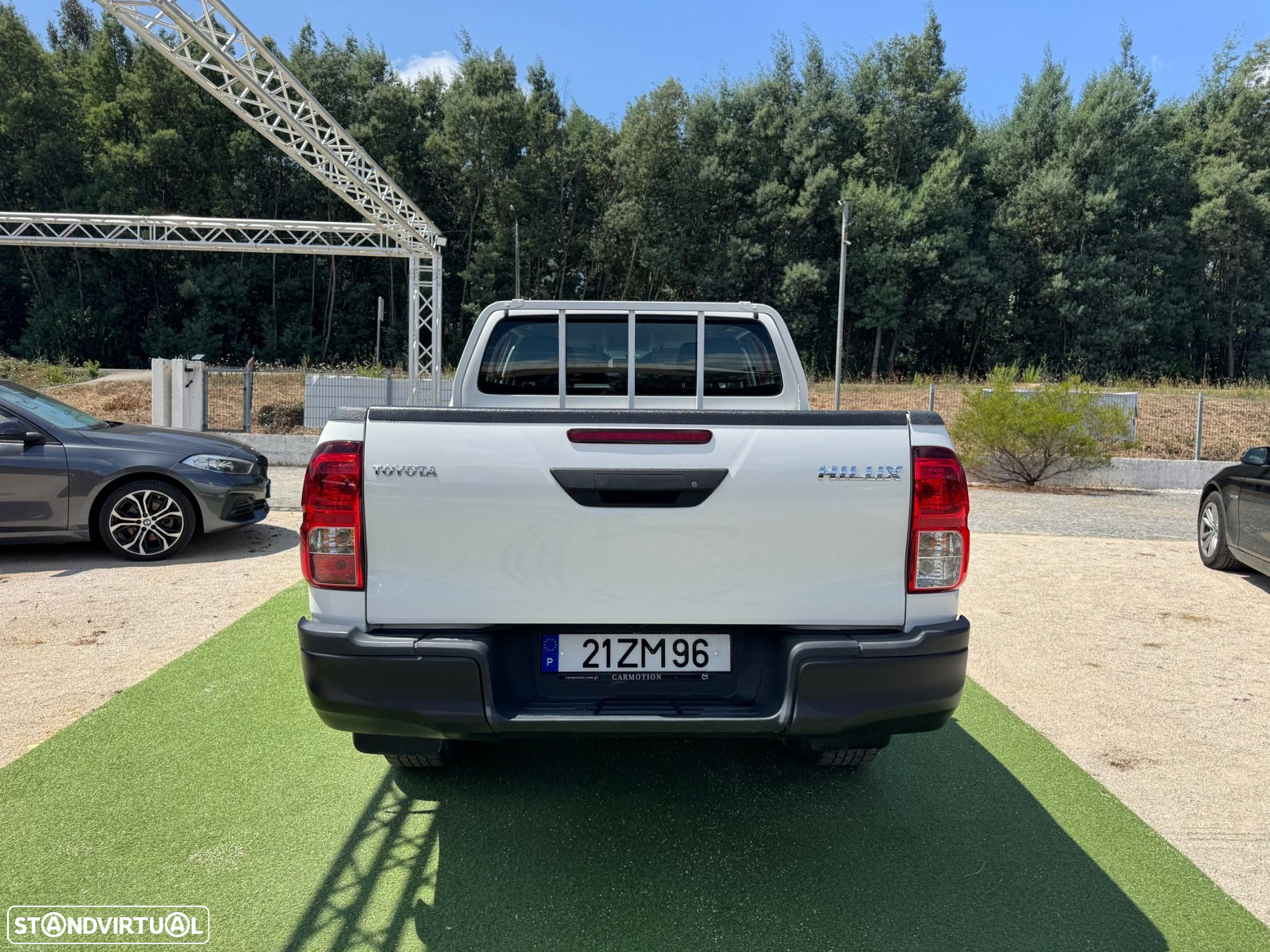 Toyota Hilux 2.4 D-4D 4WD CD CM - 3