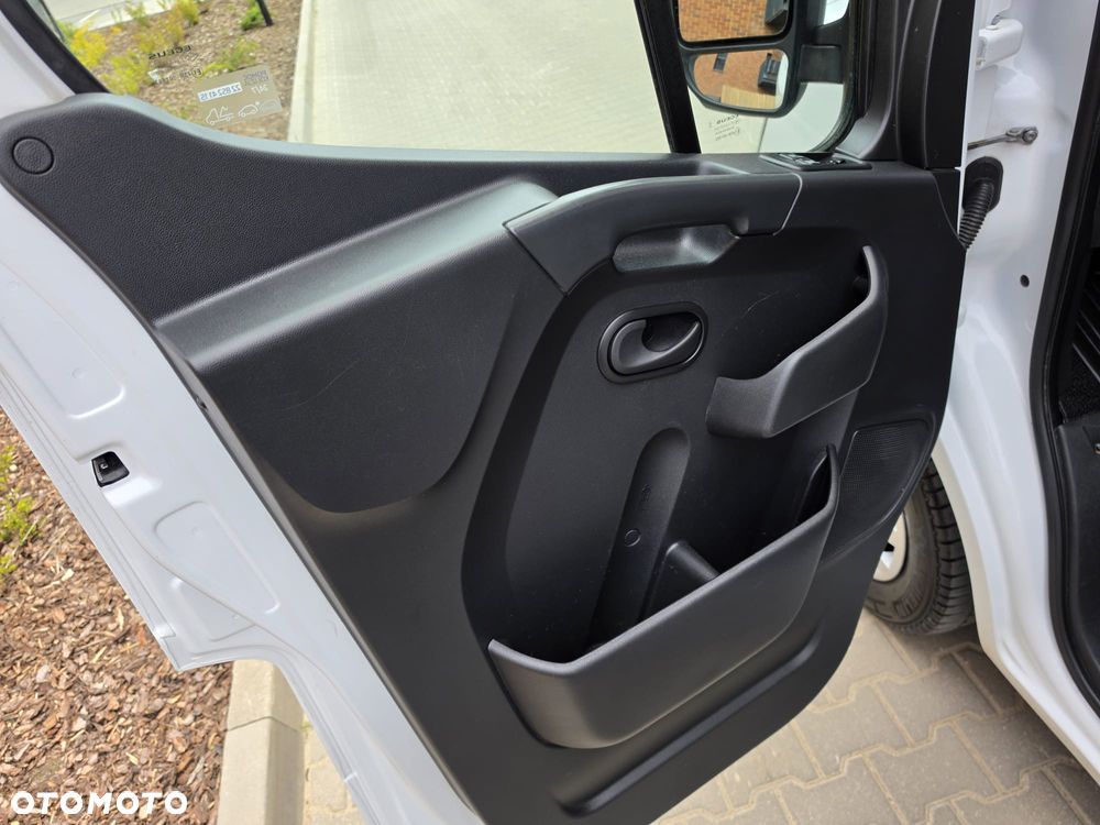 Renault Master - 20
