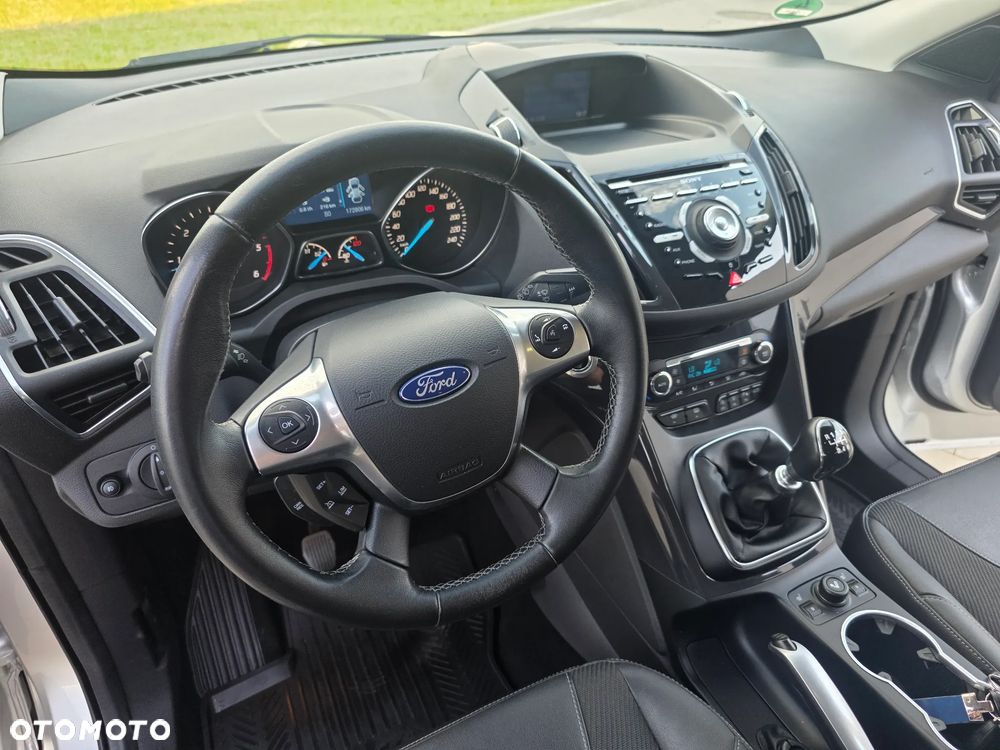 Ford Kuga 2.0 TDCi 4x4 Black & Silver - 34