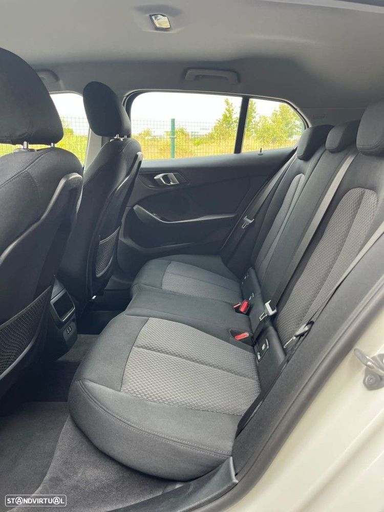 BMW 118 i Advantage - 25