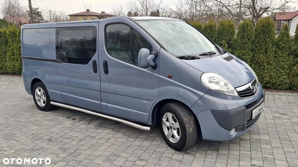 Opel VIVARO - 9