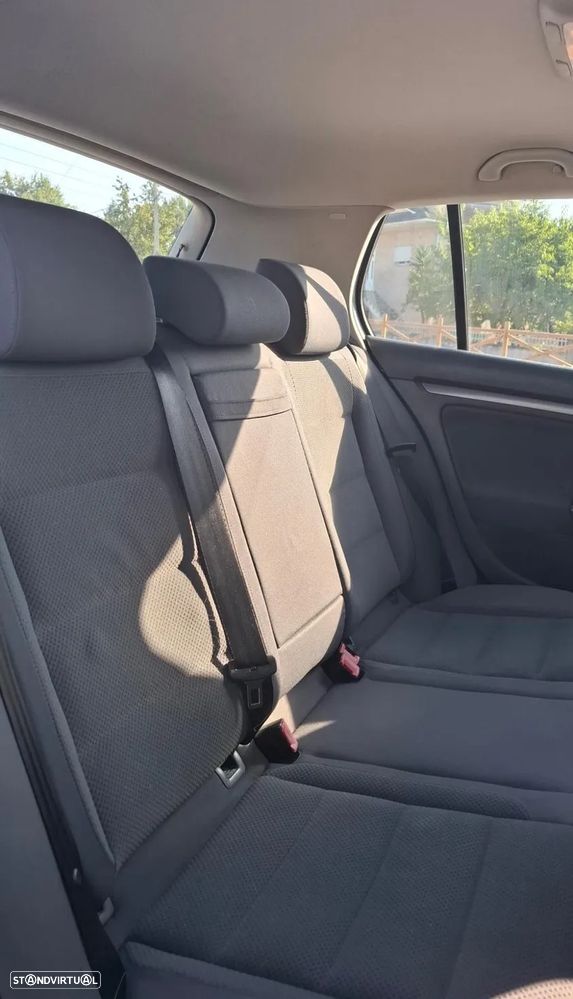 VW Golf - 4