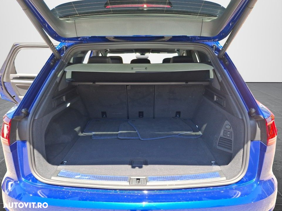 Volkswagen Touareg - 17