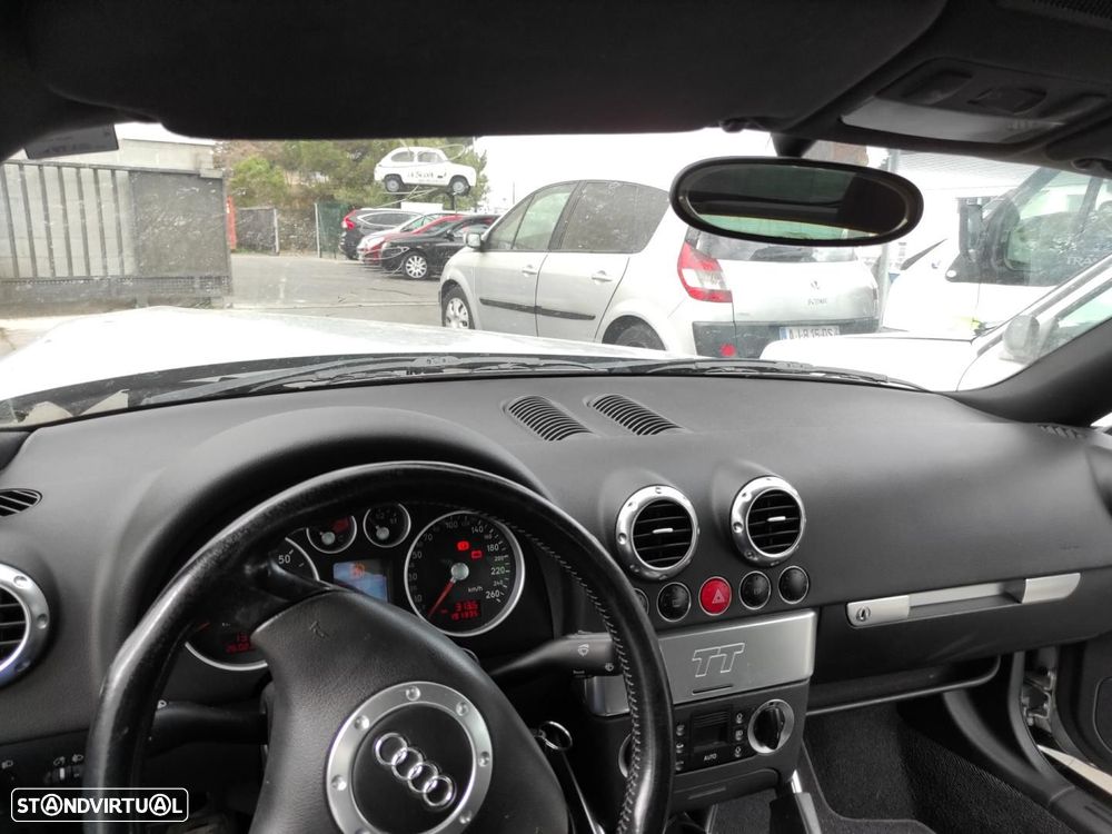 TABLIER AUDI TT COUPEROADSTER 8N38N9 - 1