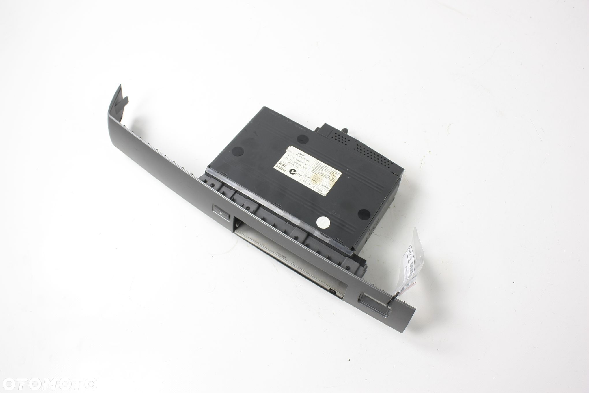 ZMIENIARKA CD/DVD BMW 735i E65 - 3