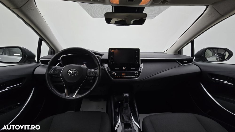 Toyota Corolla - 14