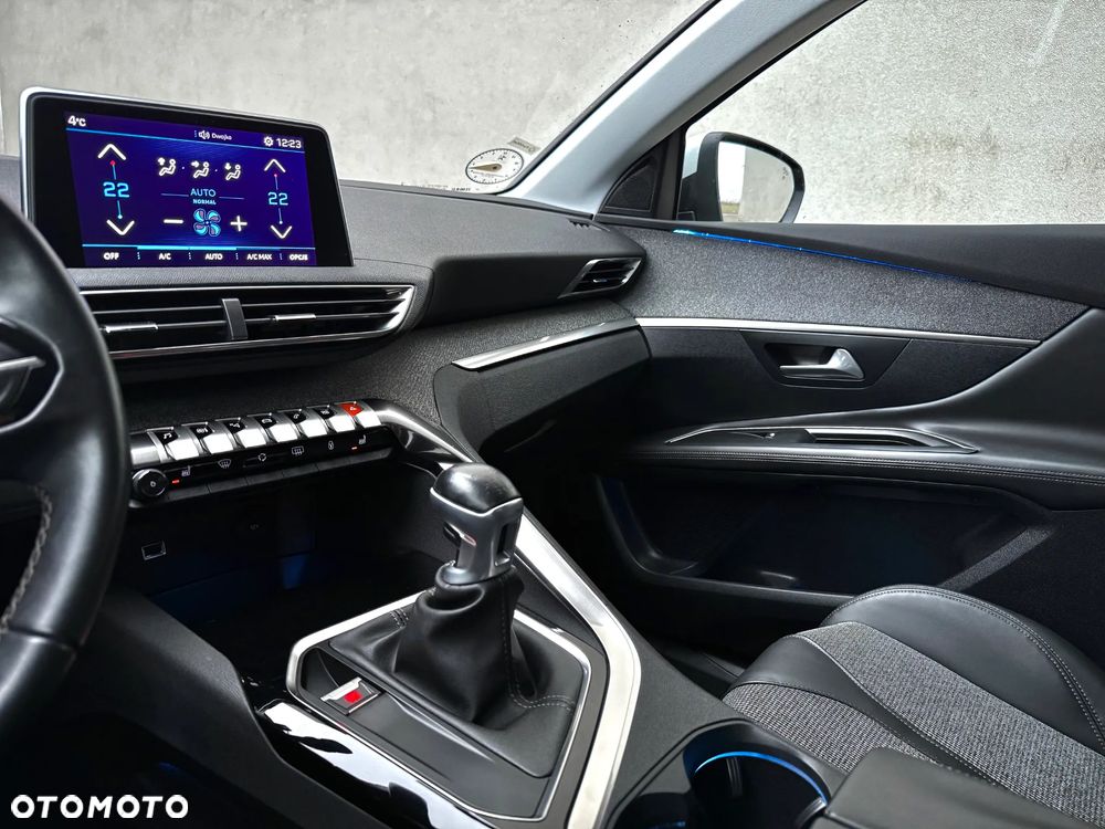 Peugeot 3008 PureTech 130 Stop & Start Allure - 29