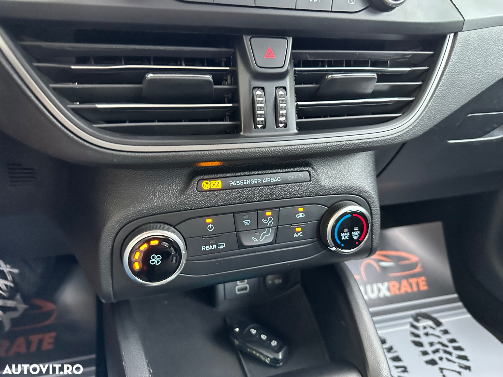 Ford Focus - 26