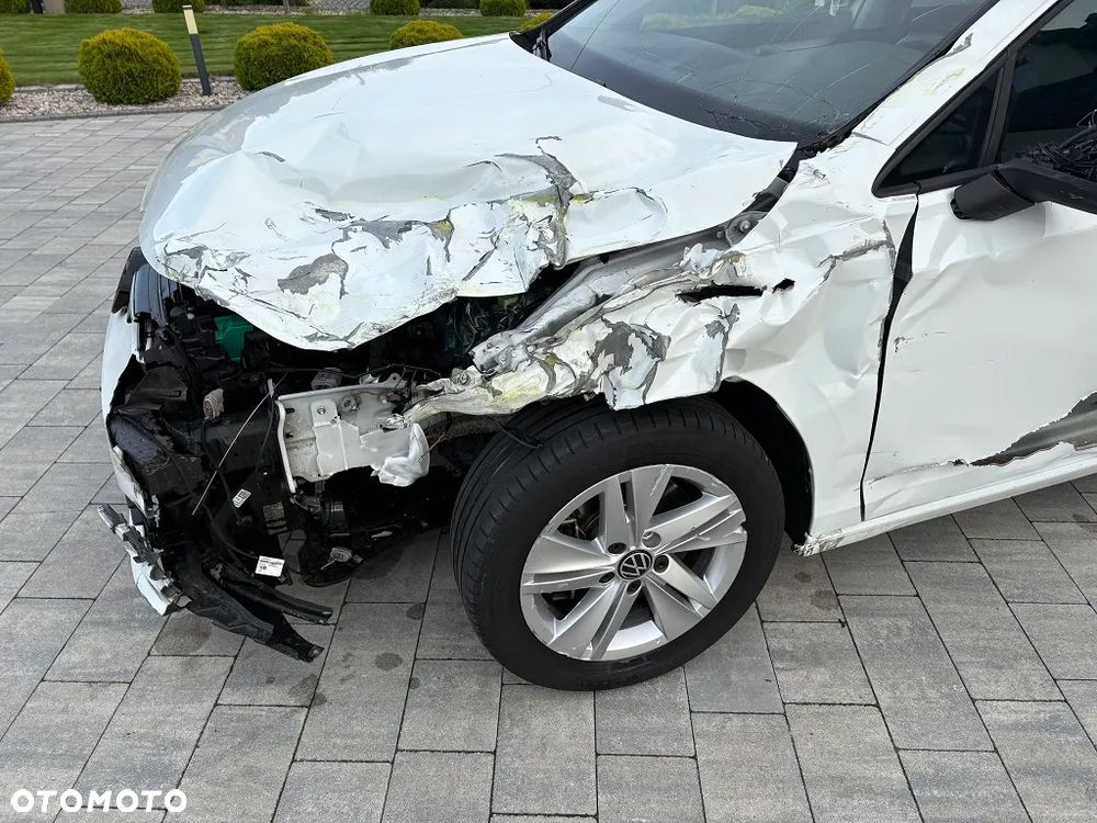 Volkswagen Golf VIII 2.0 TDI Life - 9
