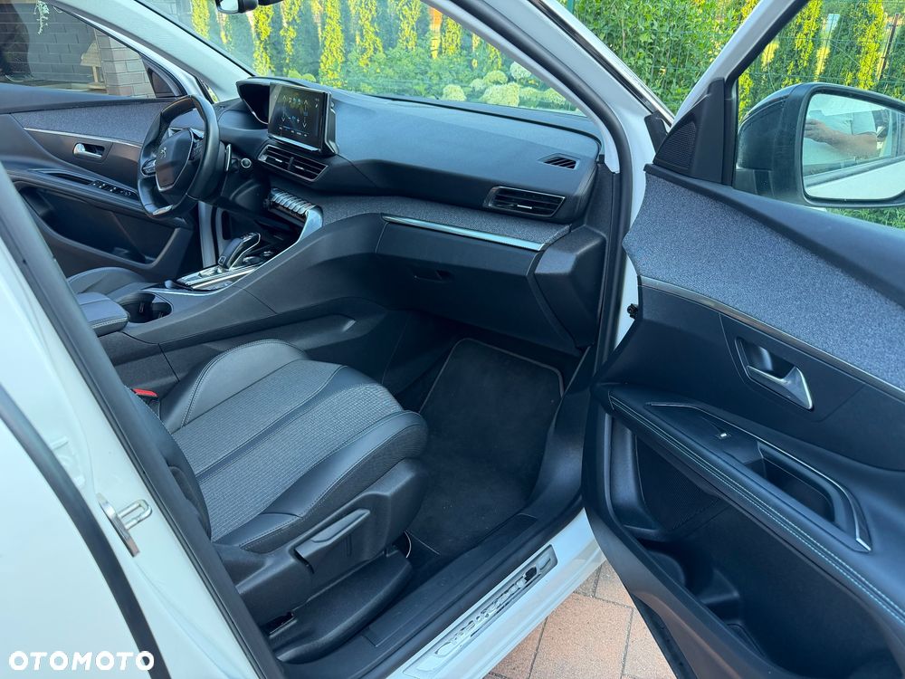 Peugeot 3008 1.5 BlueHDi GT S&S EAT8 - 26