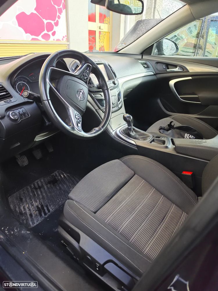 Opel Insignia Sports Tourer - 4