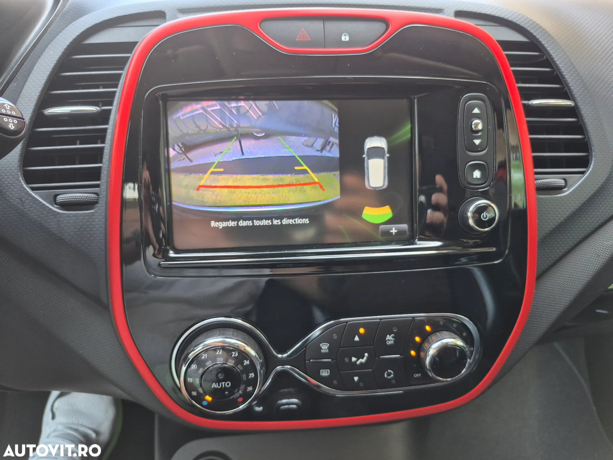 Renault Captur TCe 120 EDC Helly Hansen - 26