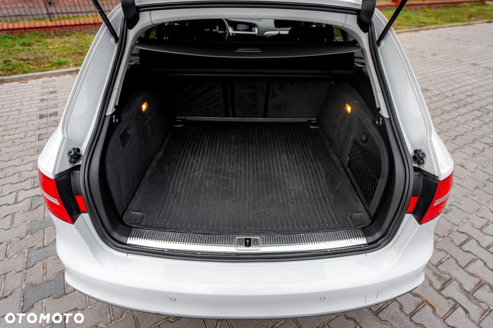 Audi A4 Avant 2.0 TFSI quattro S tronic S line Sportpaket - 37